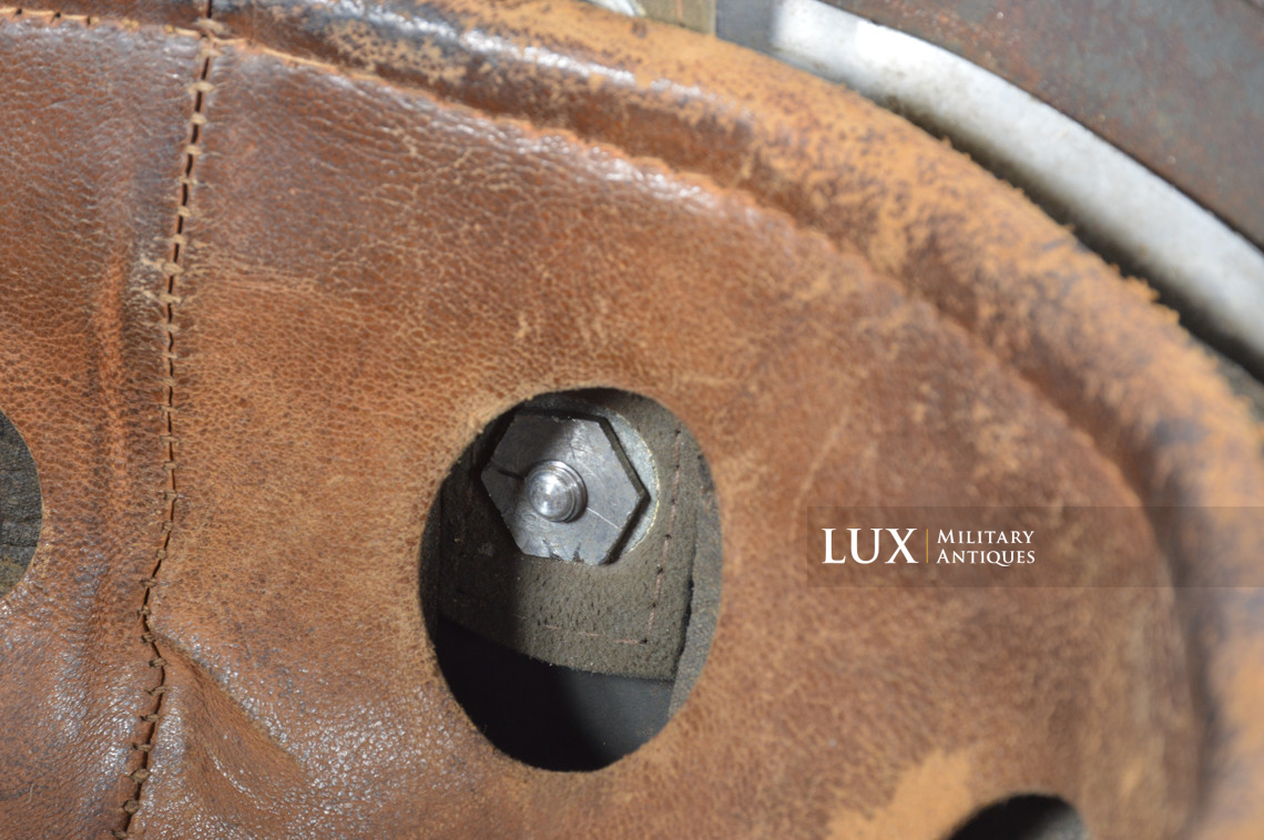 Late-war M38 German Paratrooper combat helmet, « ckl68 » - photo 27