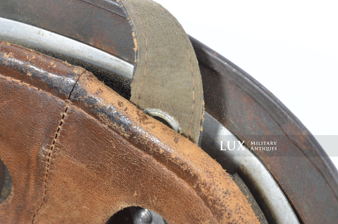 Late-war M38 German Paratrooper combat helmet, « ckl68 » - photo 28