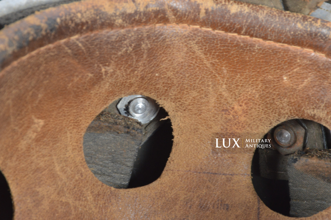 Late-war M38 German Paratrooper combat helmet, « ckl68 » - photo 29