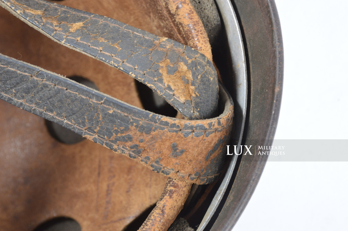 Late-war M38 German Paratrooper combat helmet, « ckl68 » - photo 34