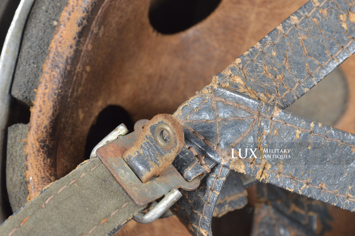 Late-war M38 German Paratrooper combat helmet, « ckl68 » - photo 42
