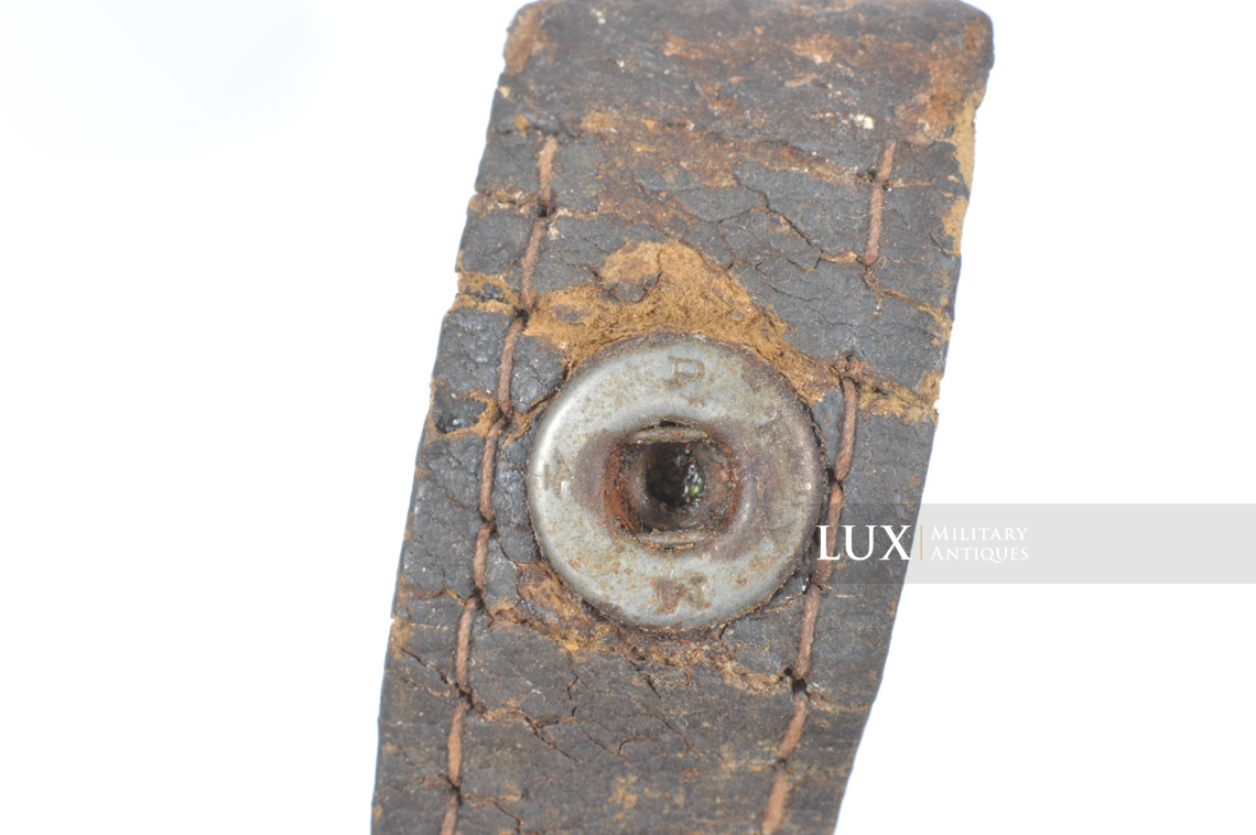 Late-war M38 German Paratrooper combat helmet, « ckl68 » - photo 40