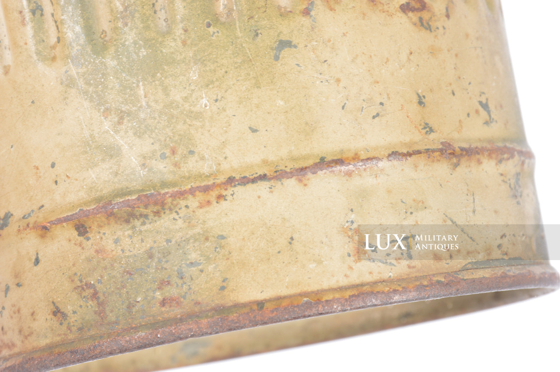 German two-tone camouflage gas mask canister - photo 20