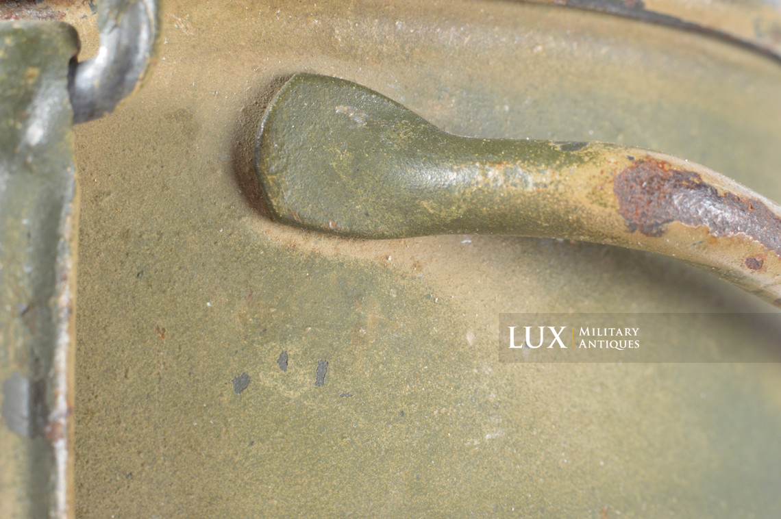 German two-tone camouflage gas mask canister - photo 25