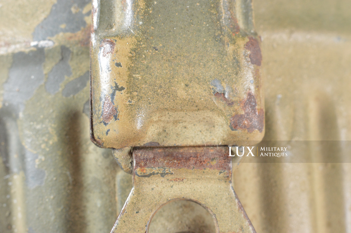 German two-tone camouflage gas mask canister - photo 26