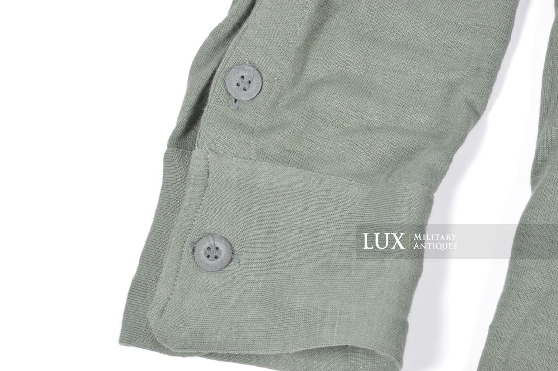 Late-war Heer / Waffen-SS issue service shirt, « Aertex » - photo 10