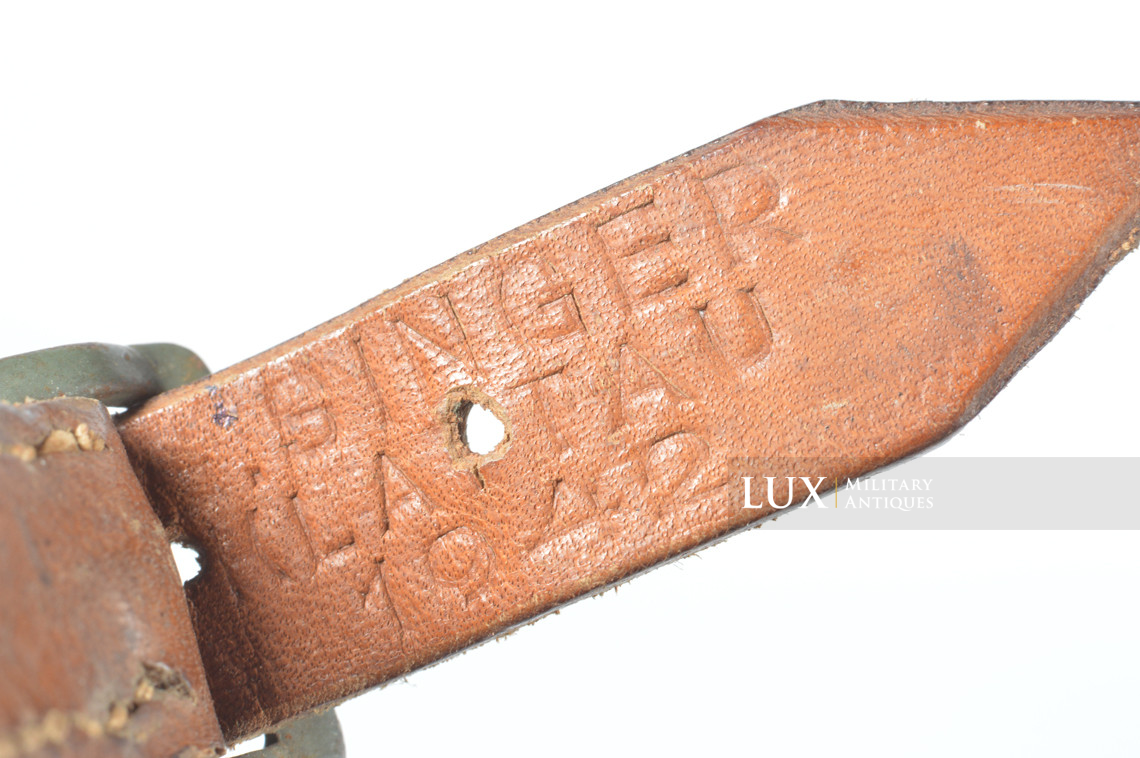 Jugulaire de casque allemand, « G. SINGER KLATTAU 1942 » - photo 10