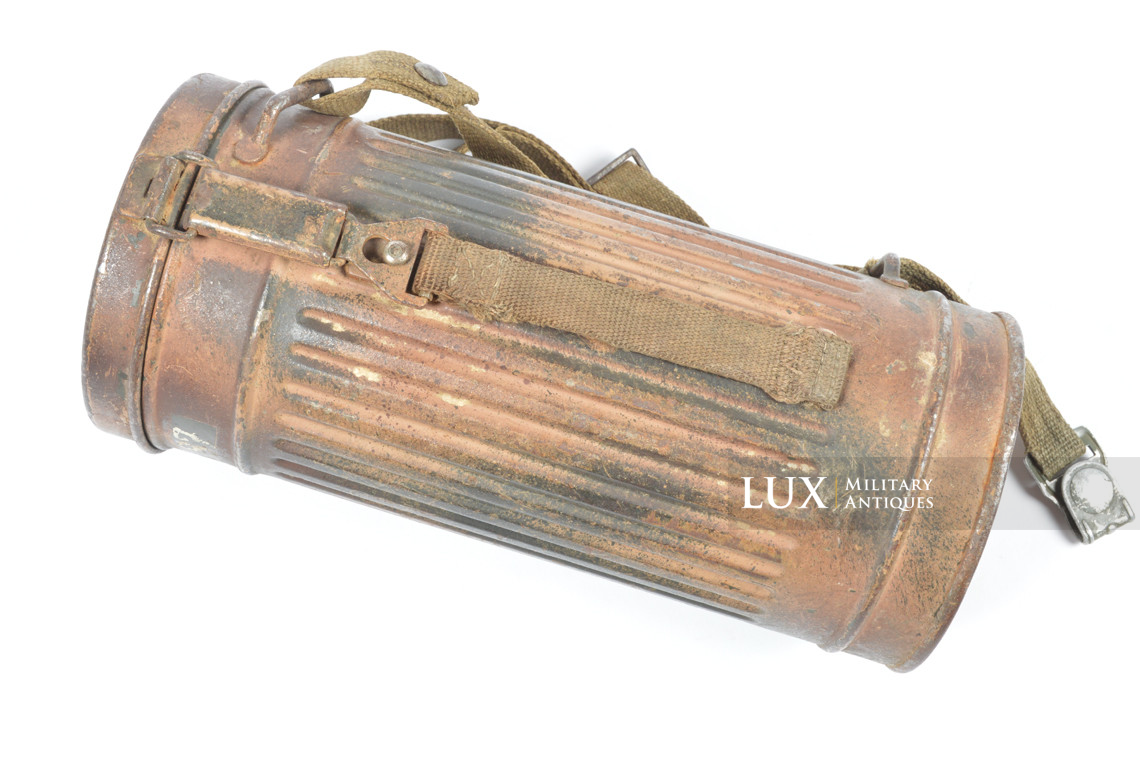 Ensemble boîtier de masque anti-gaz allemand camouflé trois tons, « Normandie » - photo 8