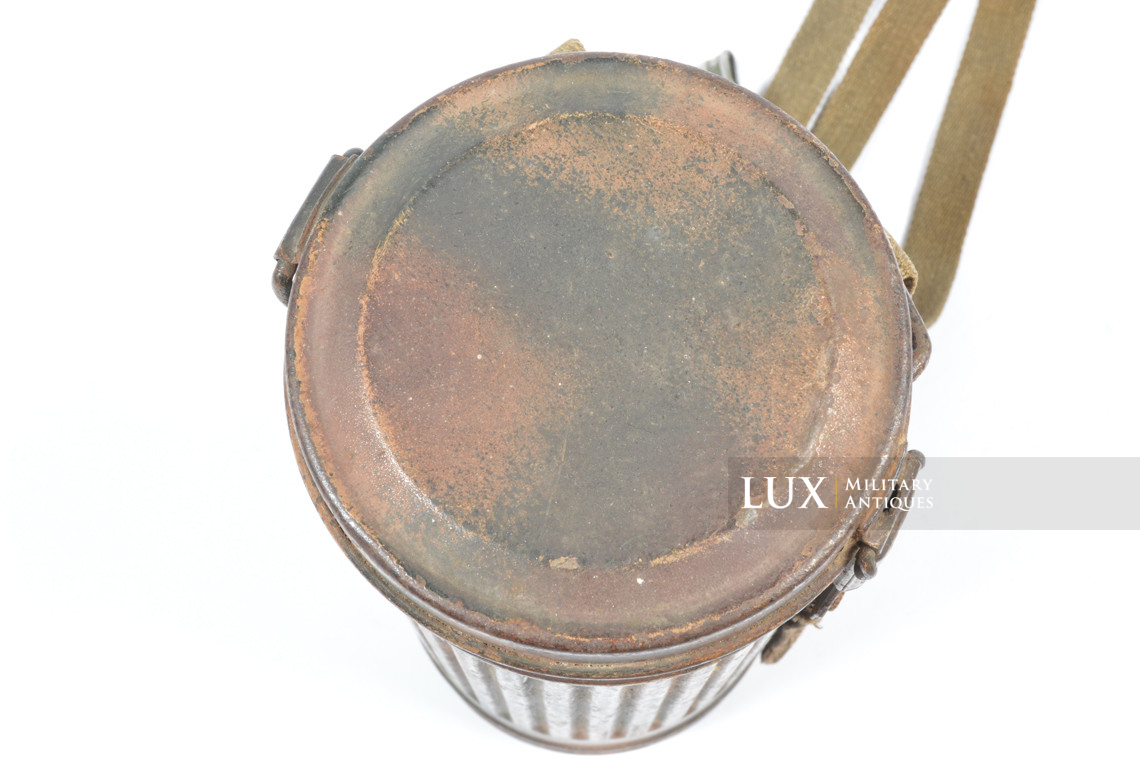 Ensemble boîtier de masque anti-gaz allemand camouflé trois tons, « Normandie » - photo 12