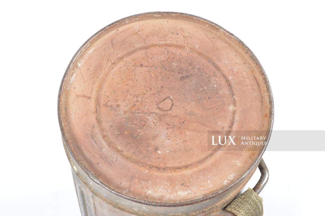 Ensemble boîtier de masque anti-gaz allemand camouflé trois tons, « Normandie » - photo 13