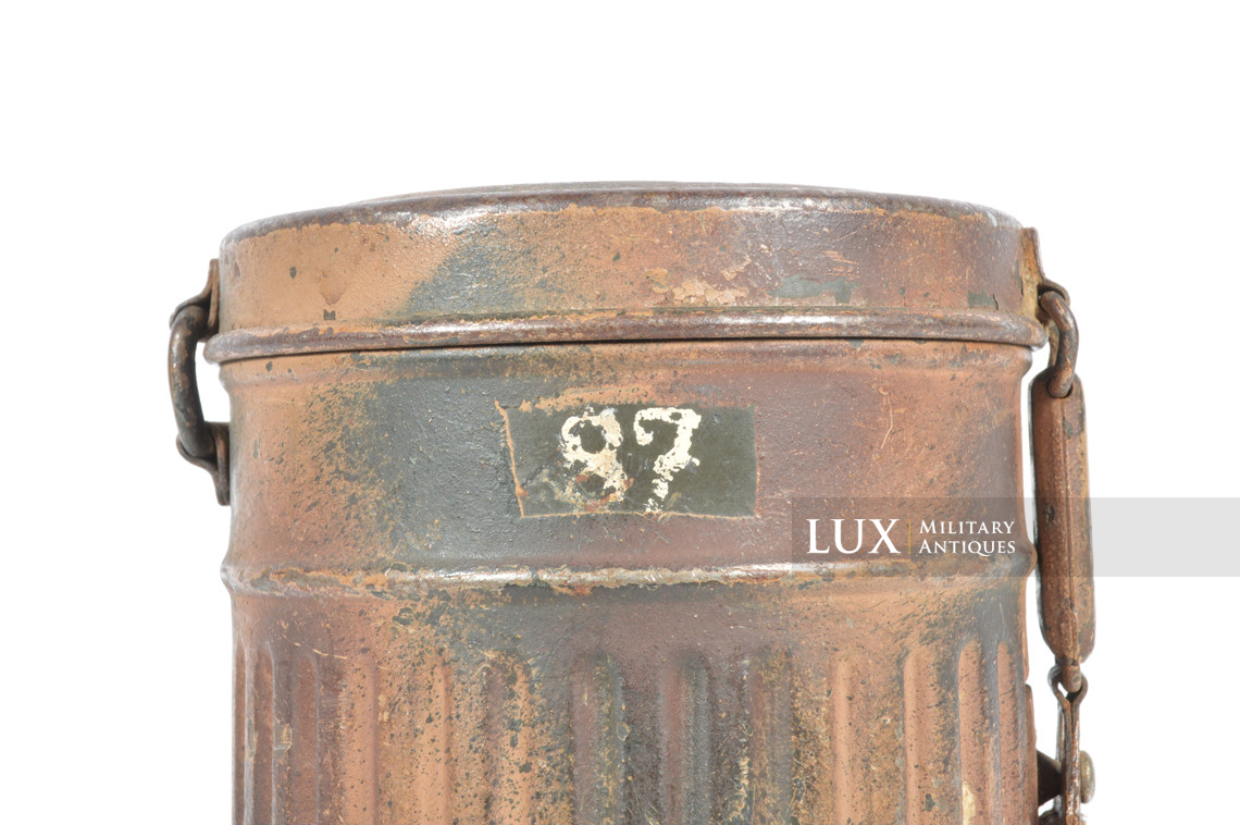 Ensemble boîtier de masque anti-gaz allemand camouflé trois tons, « Normandie » - photo 14