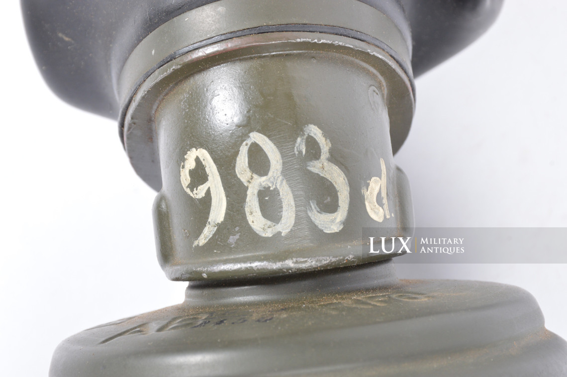 Ensemble boîtier de masque anti-gaz allemand camouflé trois tons, « Normandie » - photo 50