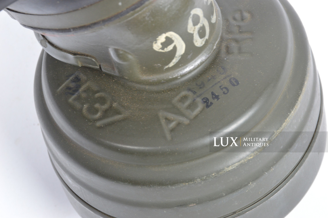 Ensemble boîtier de masque anti-gaz allemand camouflé trois tons, « Normandie » - photo 29
