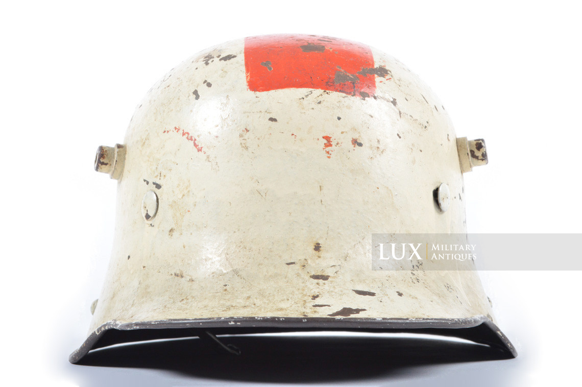 Rare German M16 transitional Medics combat helmet - photo 11