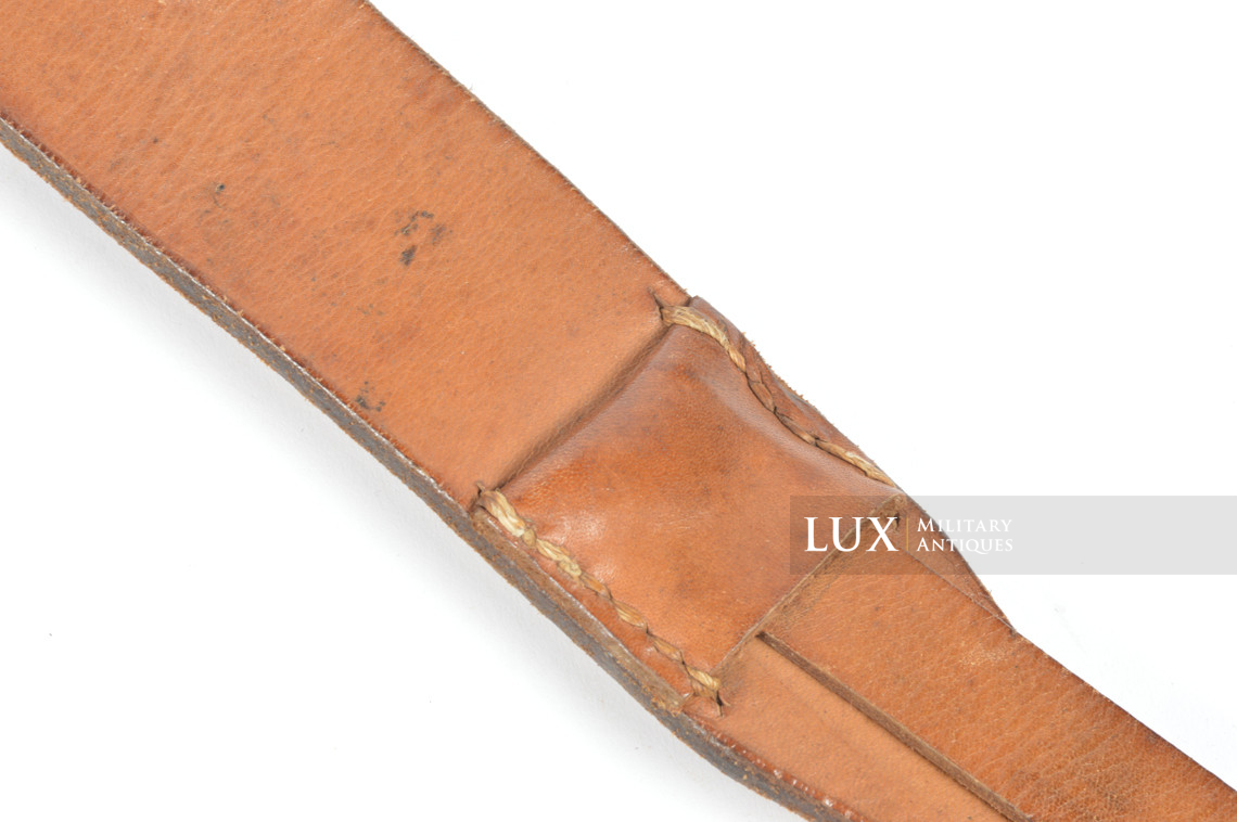 Rare German late war leather combat Y-straps in natural brown leather, « RBNr » - photo 22