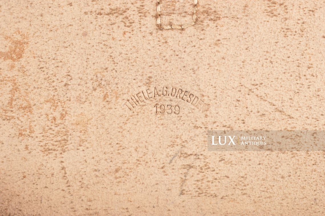 Porte cartes précoce en cuir brun naturel, « 1939 » - photo 14