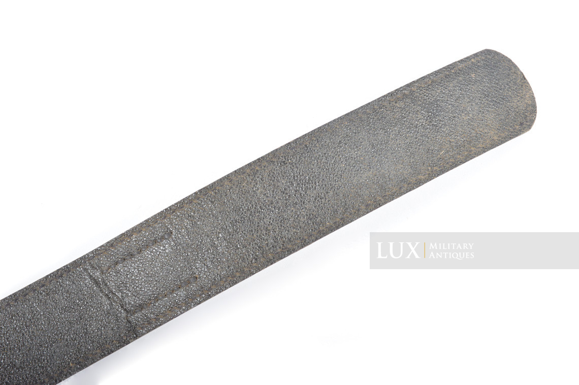 German Hitlerjugend pressed cardboard belt with « RZM » paper tag - photo 11