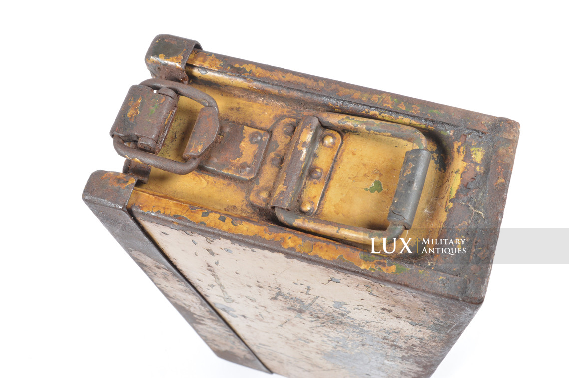 German MG service box, « Waffen-Reinigungsöl » - photo 15
