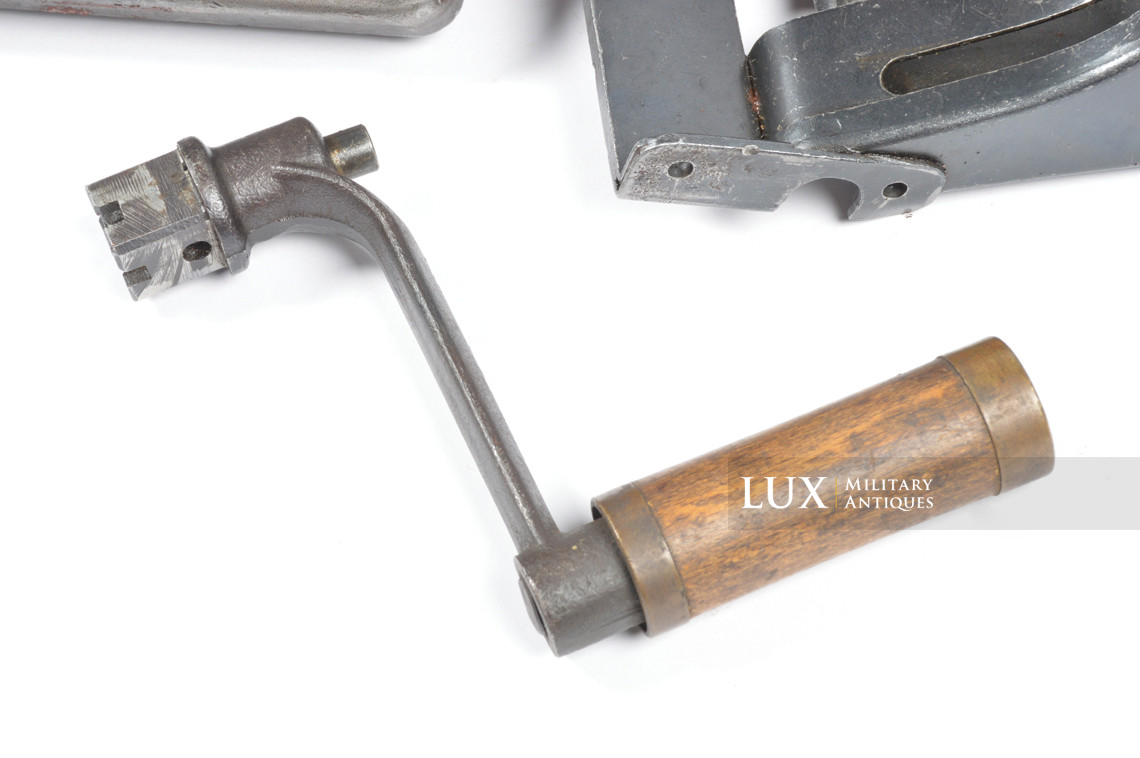Early German MG34 & MG42 Machine Gun Belt Loading Device, « 1939 » - photo 23