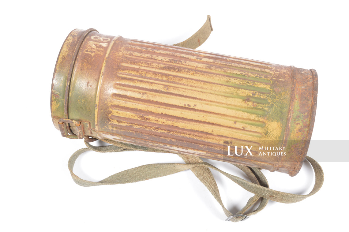 German Normandy camouflage gas mask canister set - photo 11