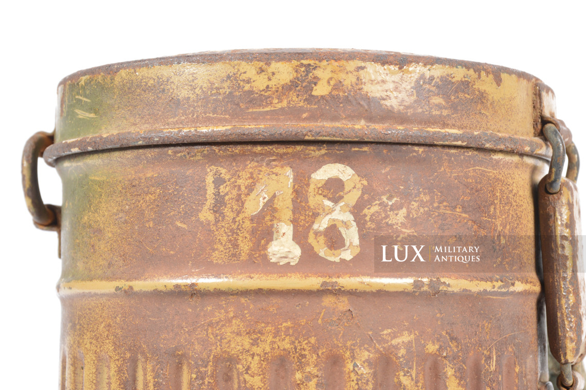 German Normandy camouflage gas mask canister set - photo 14