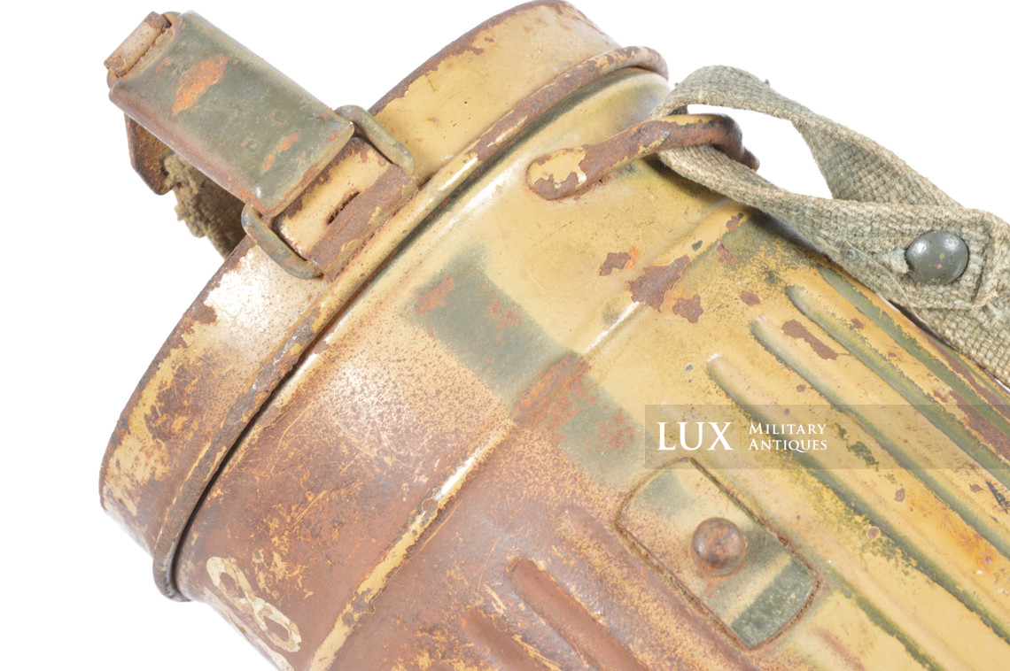 German Normandy camouflage gas mask canister set - photo 28