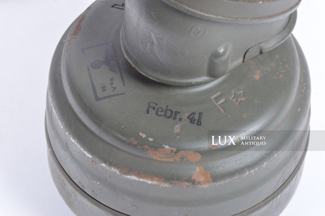 German Normandy camouflage gas mask canister set - photo 39