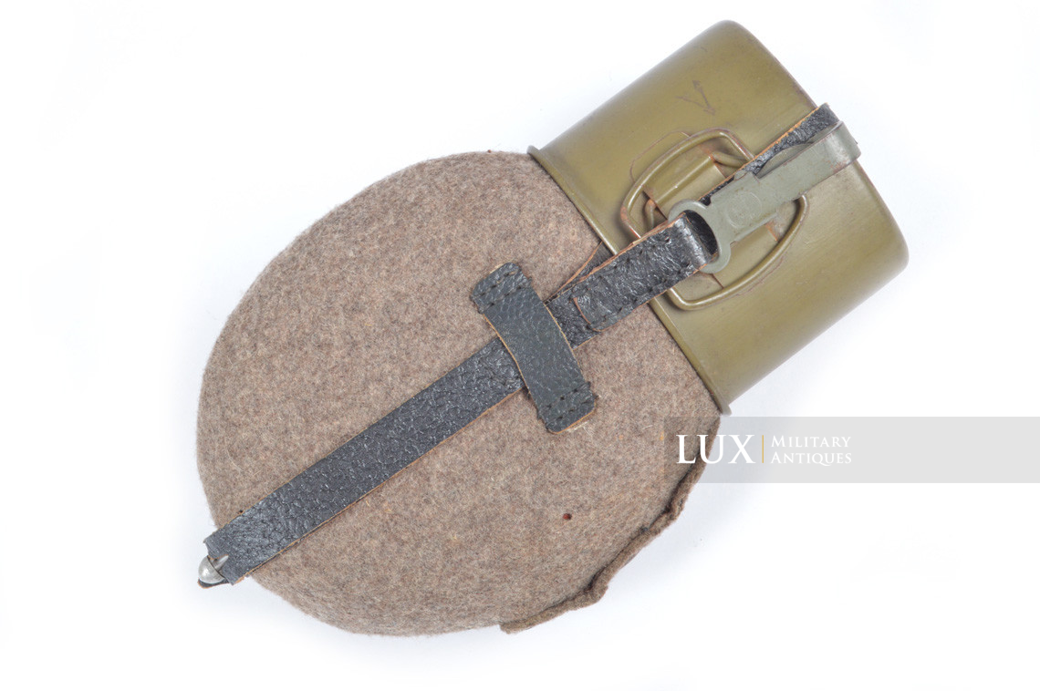 Late-war German canteen, « Ku.B 44 » - photo 8