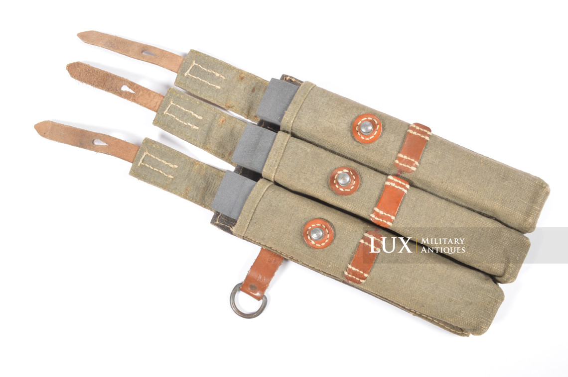 Late-war bicolor MP38u40 magazine pouch, « cea 1943 » - photo 23