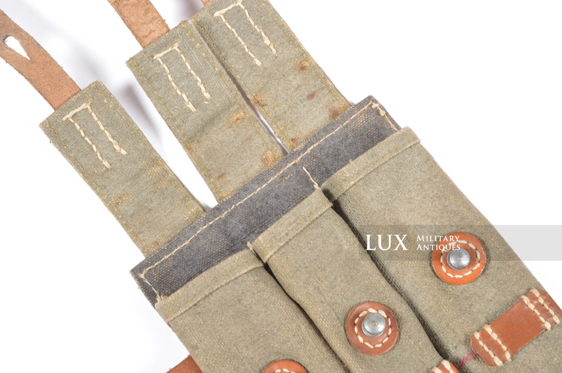 Late-war bicolor MP38u40 magazine pouch, « cea 1943 » - photo 26