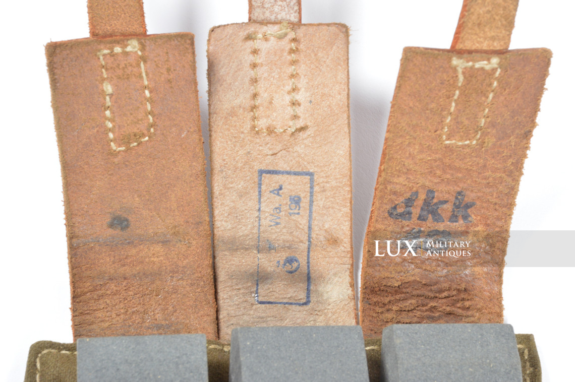 Extremely rare late-war bicolor MP38u40 magazine pouch, « dkk43 » - photo 24