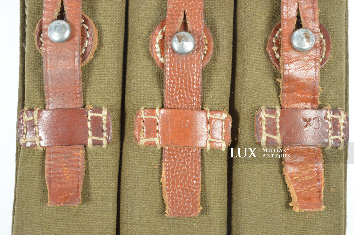 Extremely rare late-war bicolor MP38u40 magazine pouch, « dkk43 » - photo 9