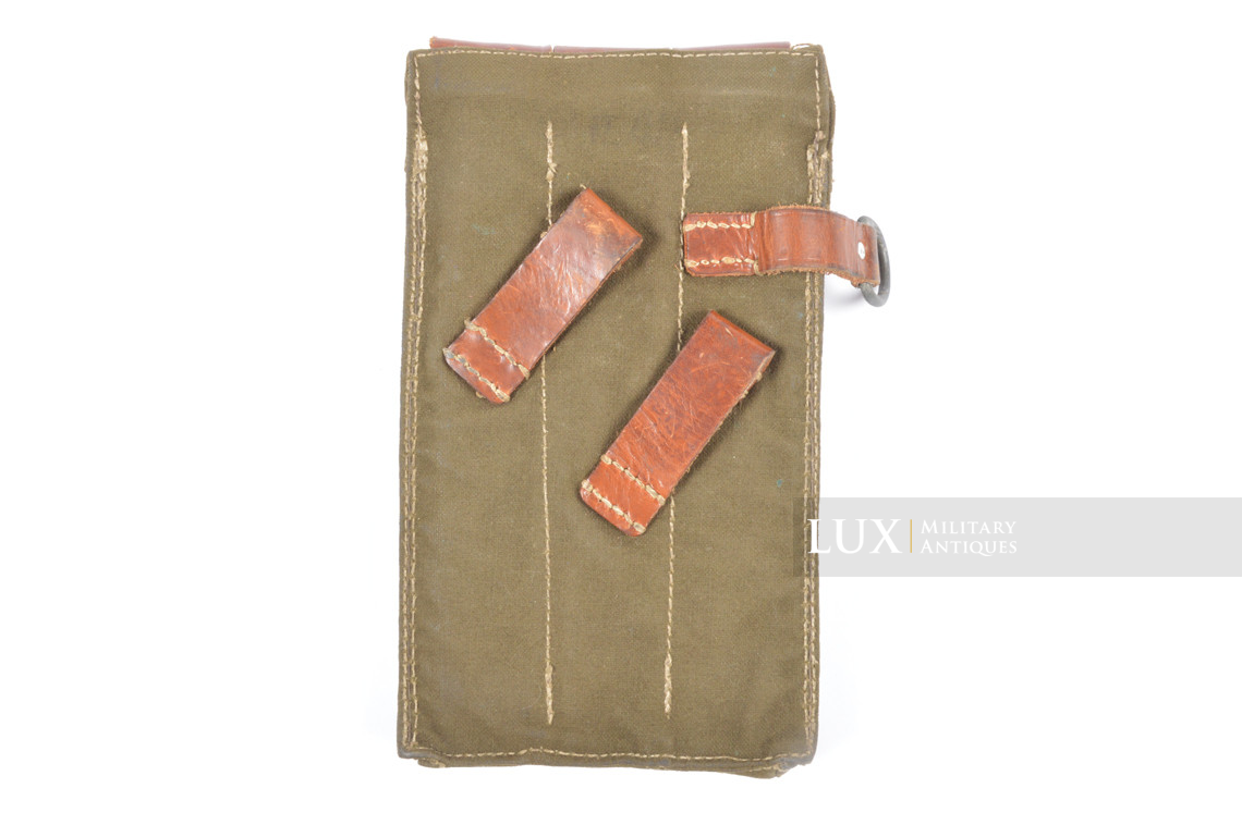 Extremely rare late-war bicolor MP38u40 magazine pouch, « dkk43 » - photo 13