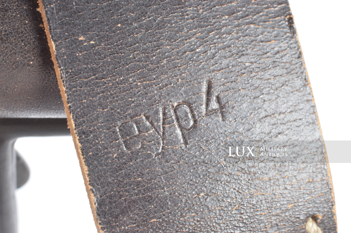 Rare German six pocket MP38/40 pouch carrying strap in leather, « eyp4 » - photo 8