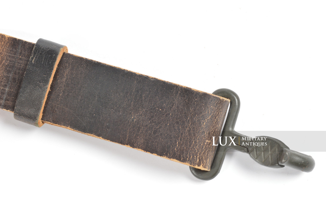 Rare German six pocket MP38/40 pouch carrying strap in leather, « eyp4 » - photo 11