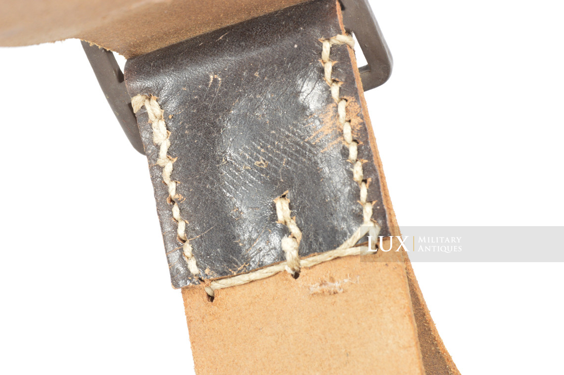 Rare German six pocket MP38/40 pouch carrying strap in leather, « eyp4 » - photo 13