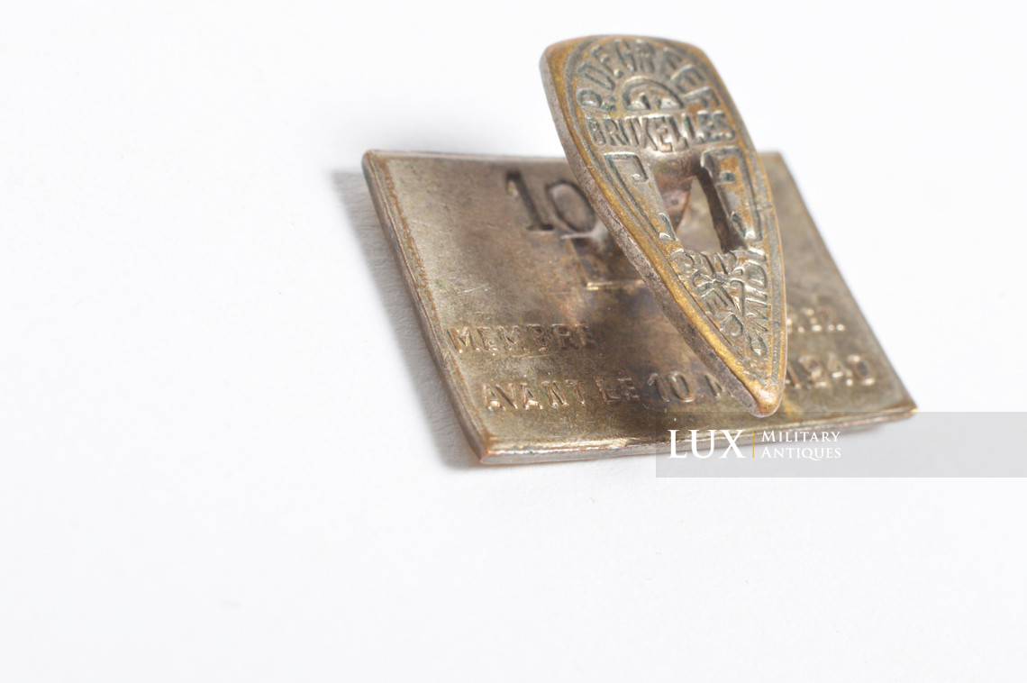Rare REX loyal party member badge - photo 9