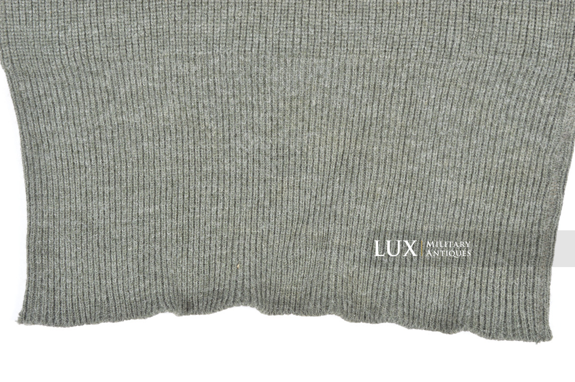 Late-war German issued « turtle-neck » sweater  - photo 8