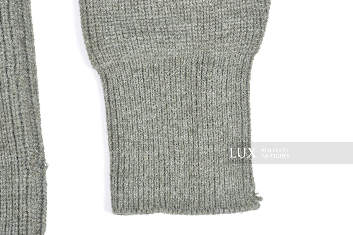 Late-war German issued « turtle-neck » sweater  - photo 10