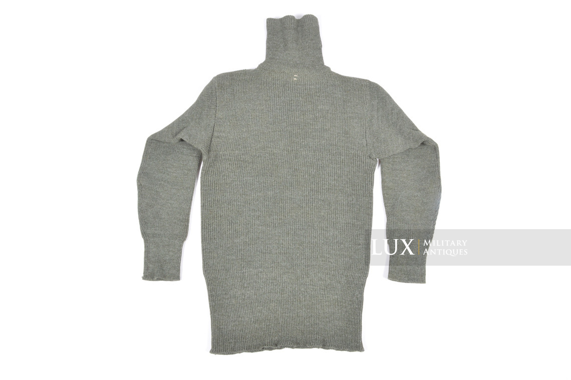 Late-war German issued « turtle-neck » sweater  - photo 11