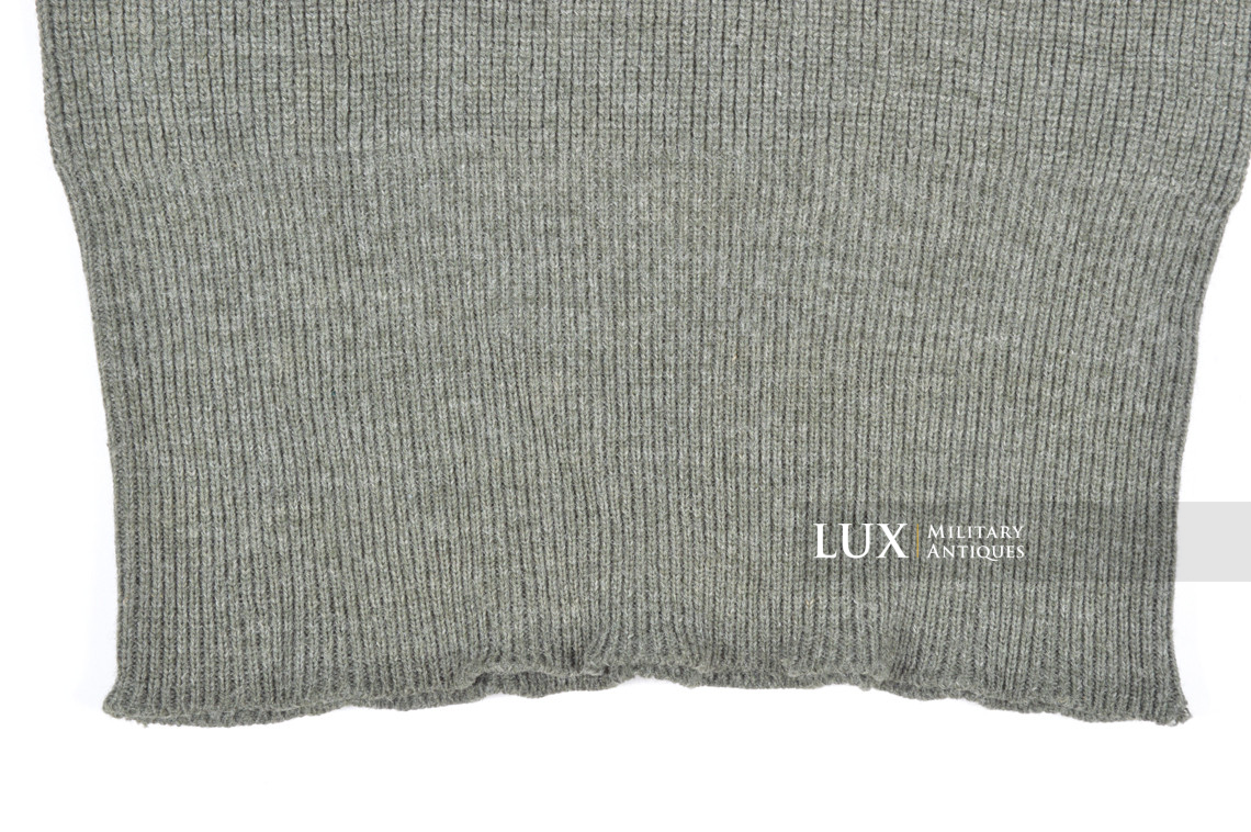Late-war German issued « turtle-neck » sweater  - photo 14