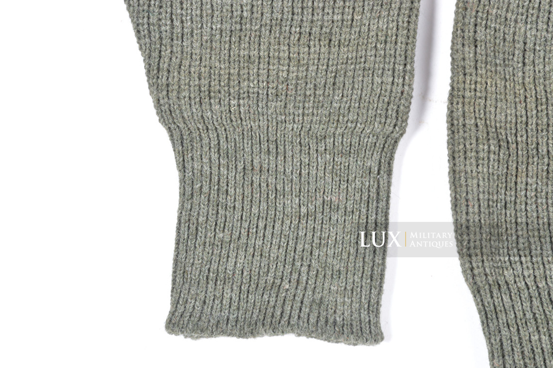 Late-war German issued « turtle-neck » sweater  - photo 10