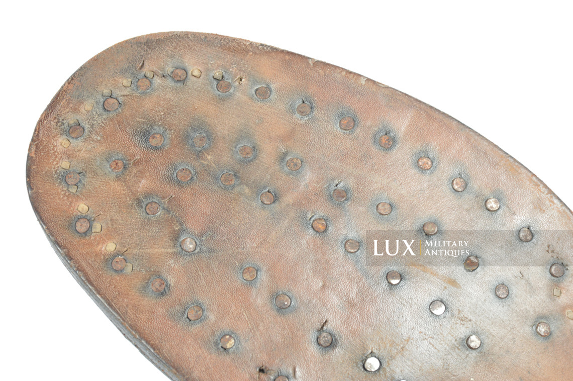 Unissued German paratroopers jump boots, « 1944 » - photo 39