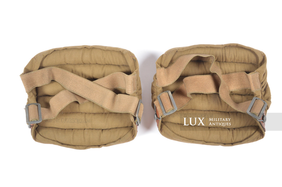 Late-war German paratrooper knee pads, « RBNr » - photo 9