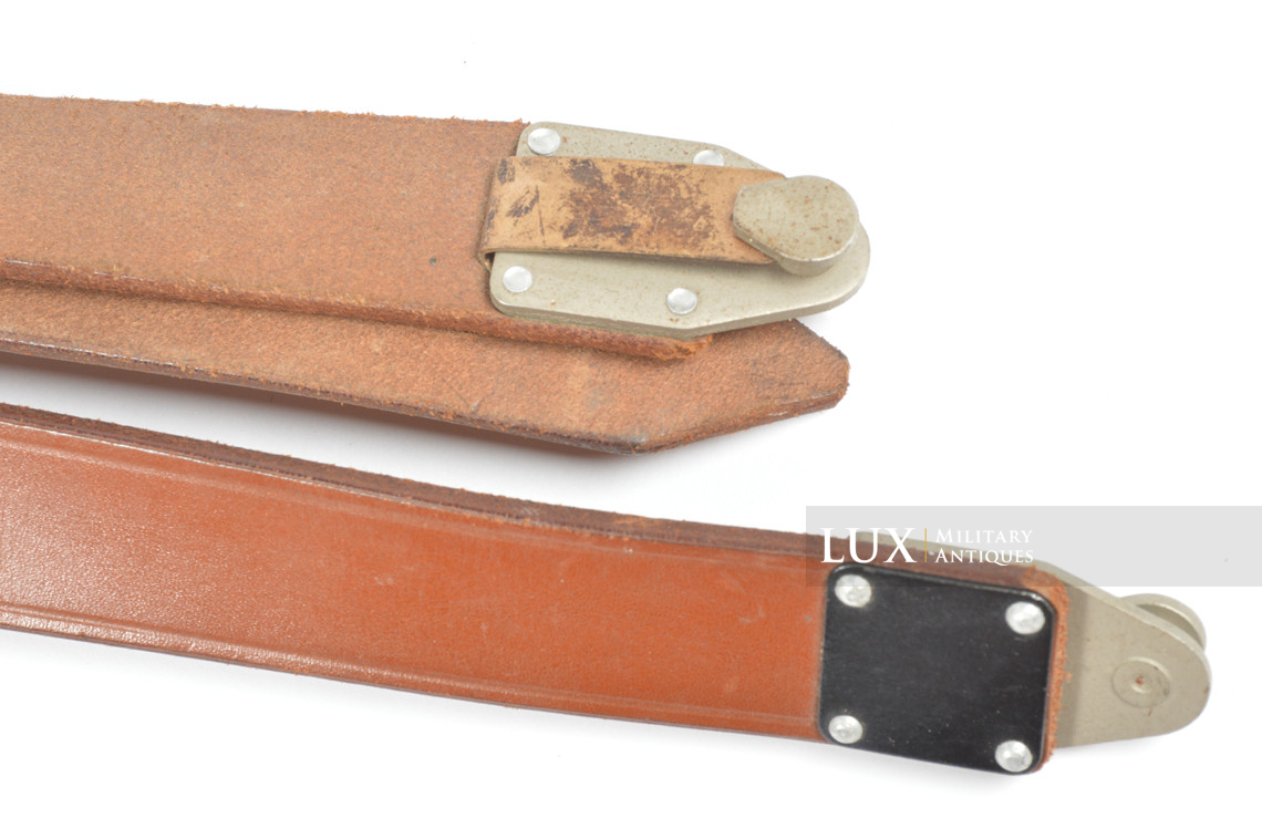 Unissued early-war German field telephone carrying strap - photo 12