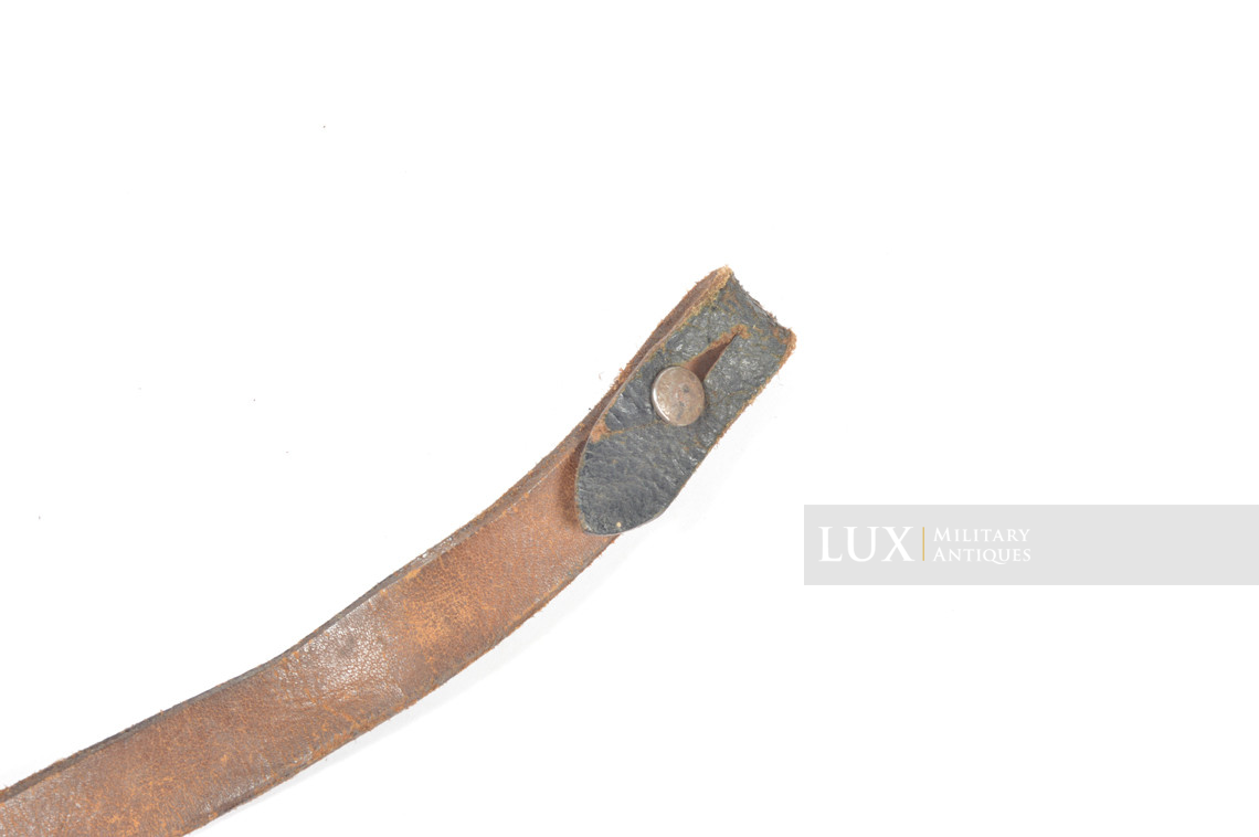 Jugulaire de casque allemand fin de guerre, RBNr « 0/1235/0007- 44 » - photo 11