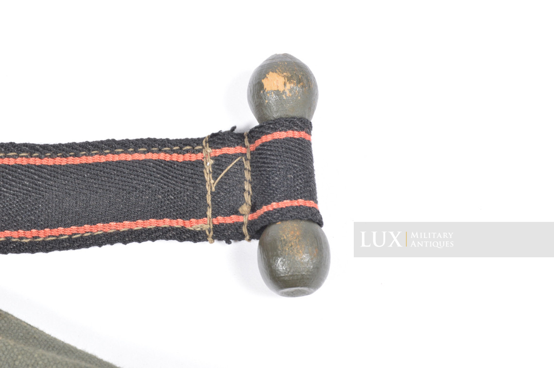 Earliest German paratrooper gas mask carry bag, « Auer » - photo 24