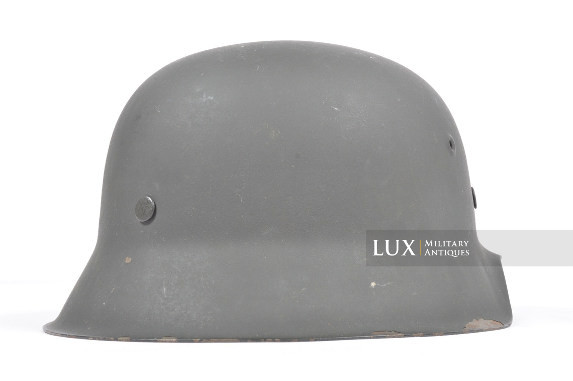 Unissued depot M42 German combat helmet, « ET66 » - photo 12
