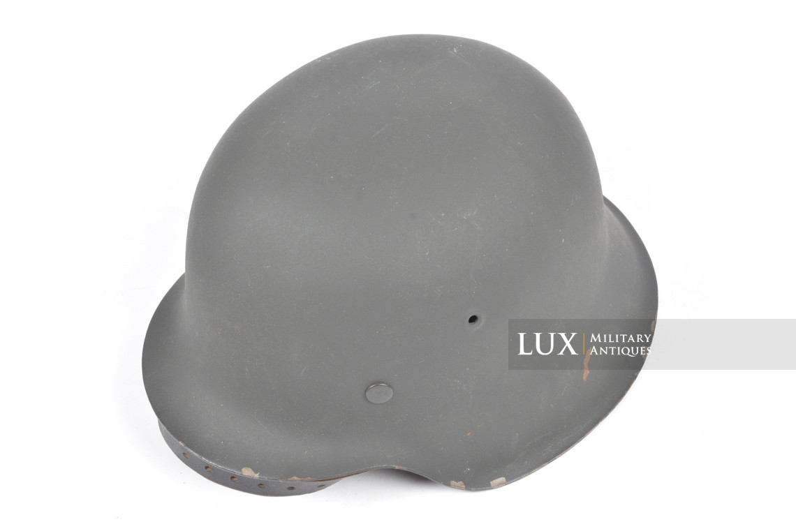 Unissued depot M42 German combat helmet, « ET66 » - photo 15