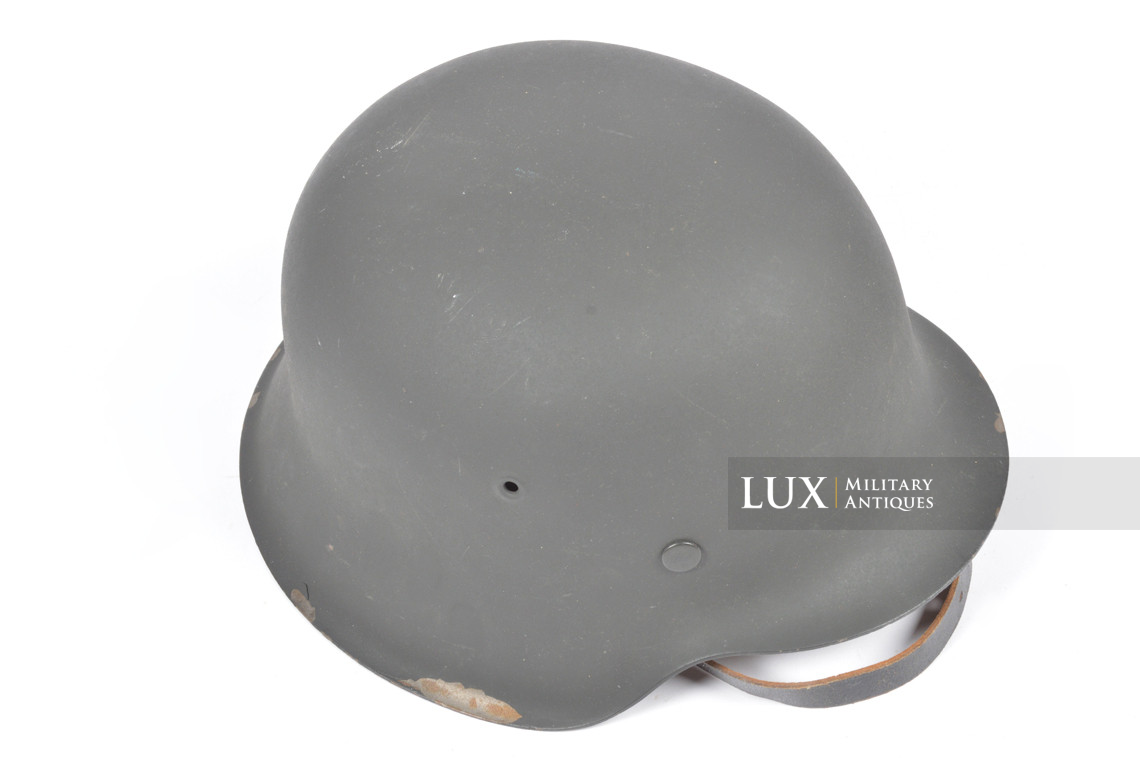 Unissued depot M42 German combat helmet, « ET66 » - photo 16